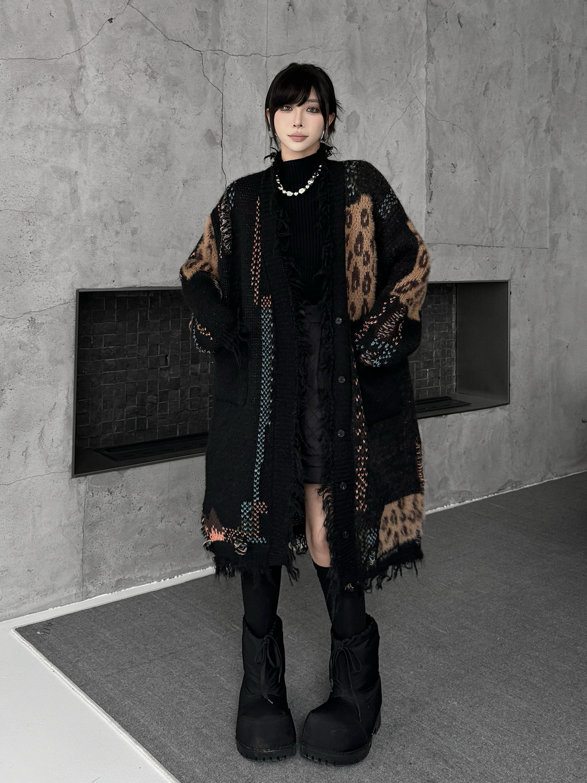 Frayed Leopard Patch Knit Cardigan