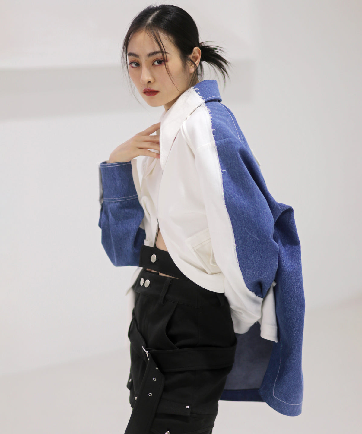 Dual-Tone Contrast Sleeve Jacket