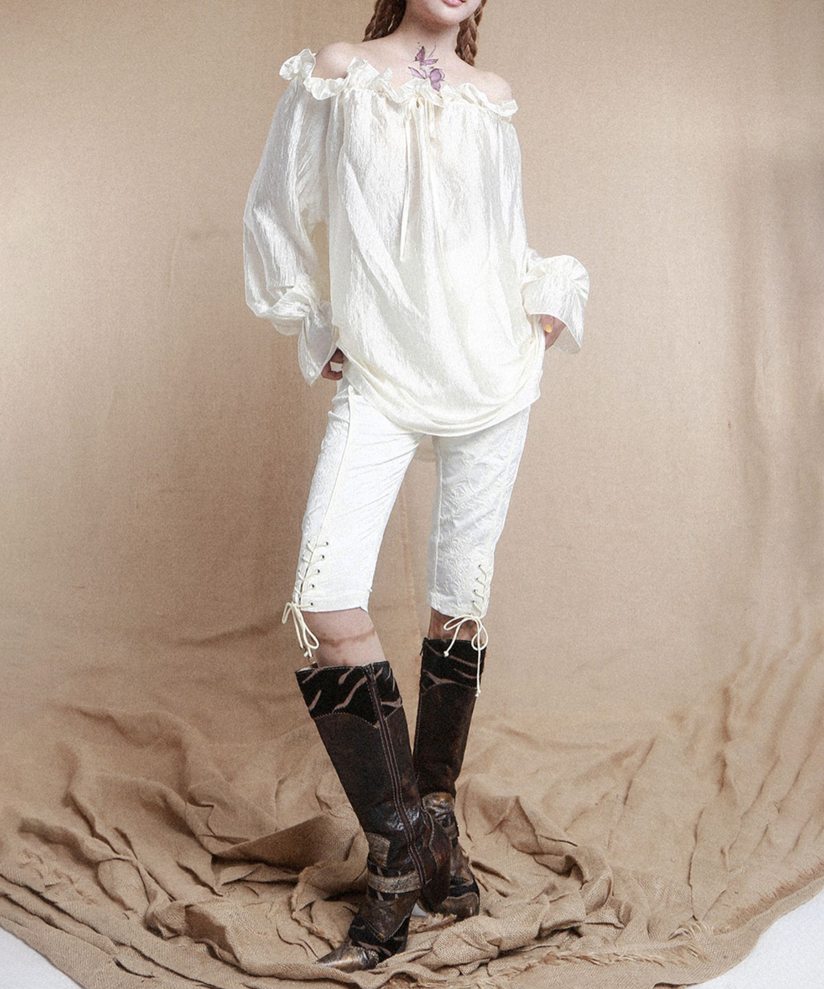 Ornate Lace-Up Cropped Pants