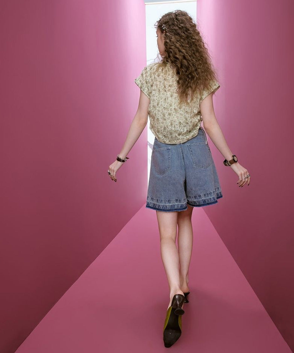 Light Script Top