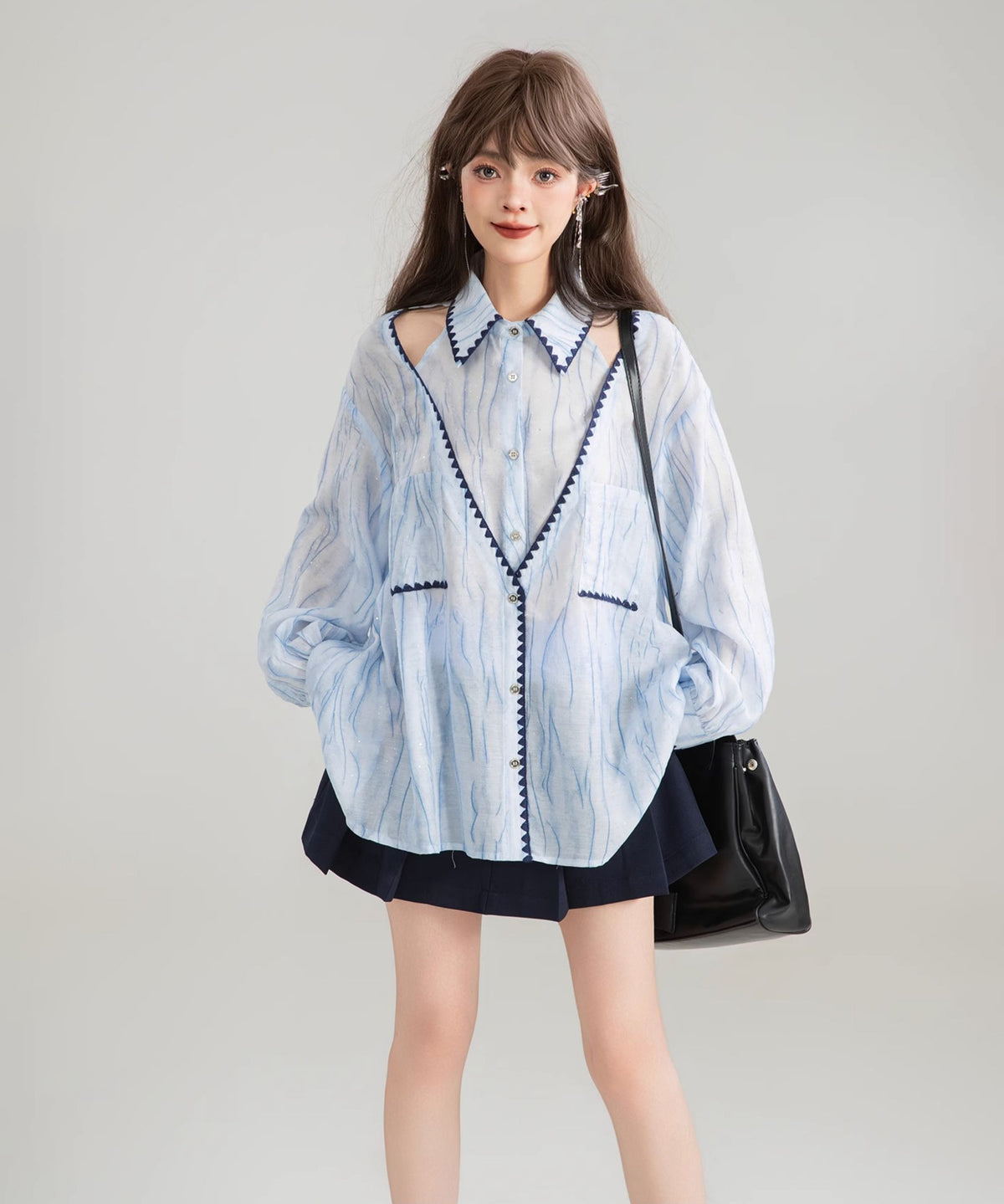 Shoulder Slit Gather Blouse