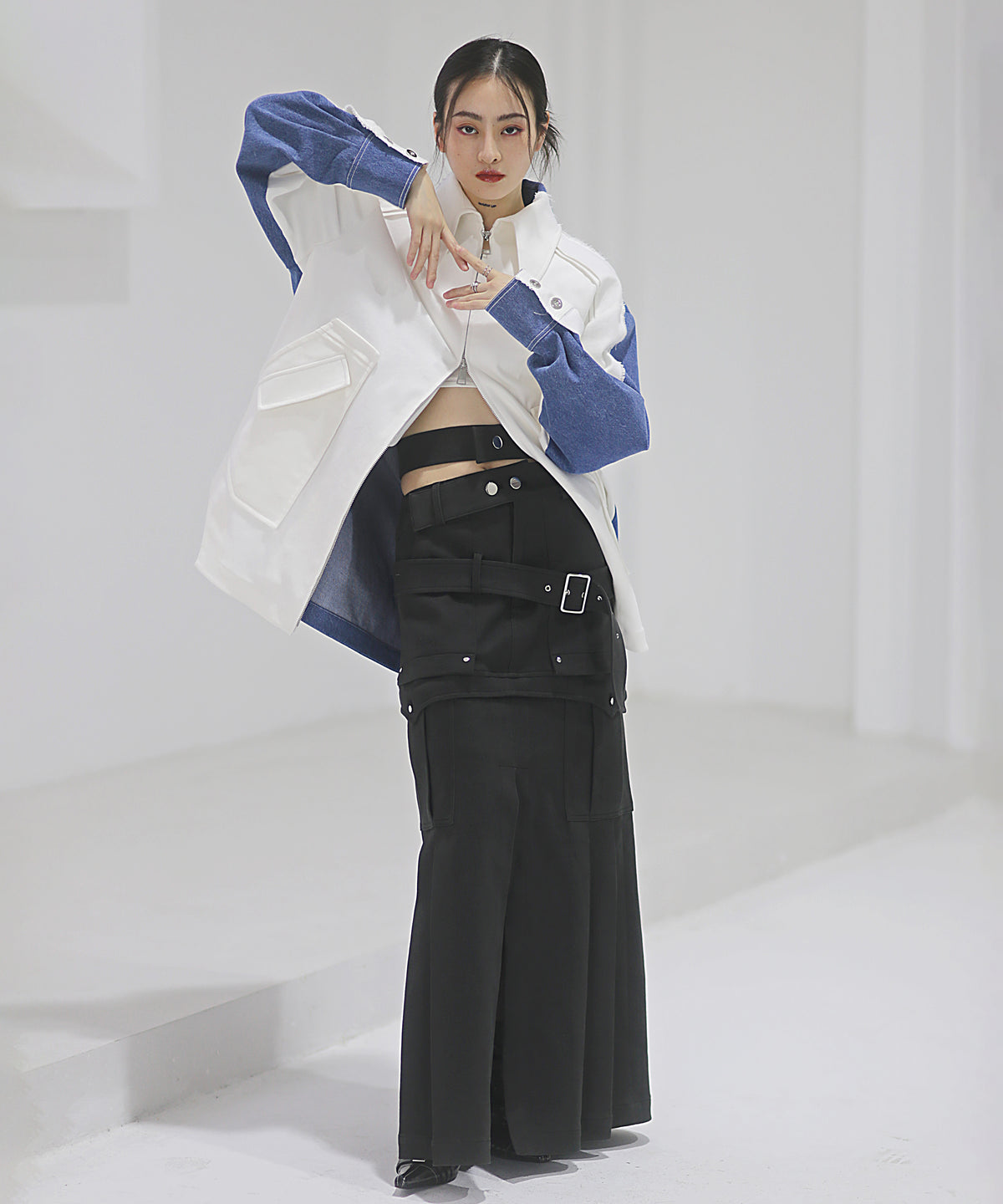 Dual-Tone Contrast Sleeve Jacket