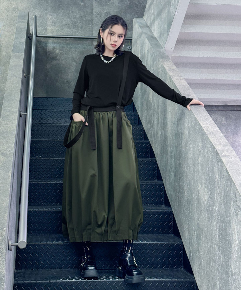 Cord Loose Suspender Skirt