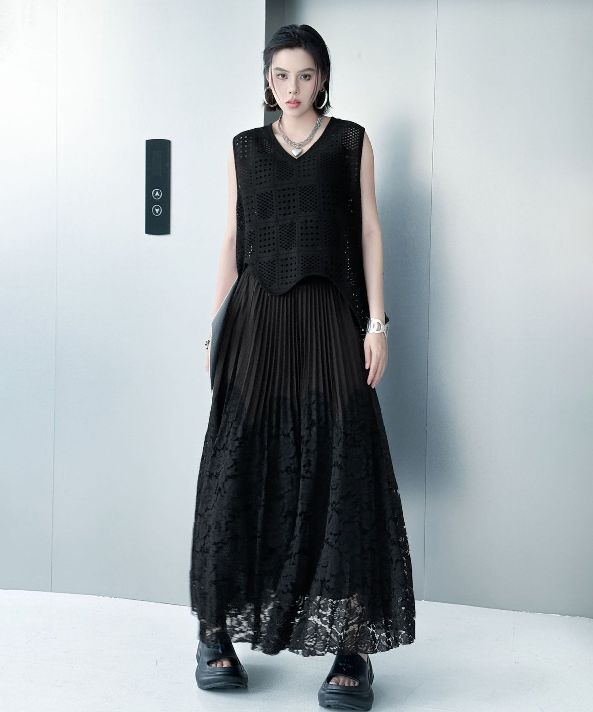 Bicolor Pleated Lace Skirt