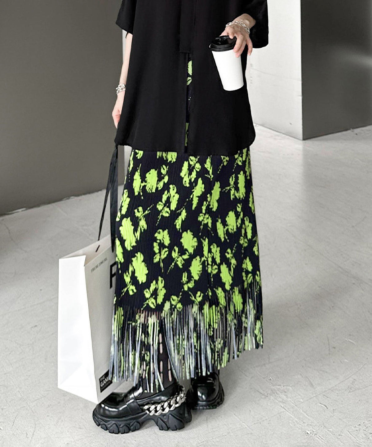 Tyromine Skirt