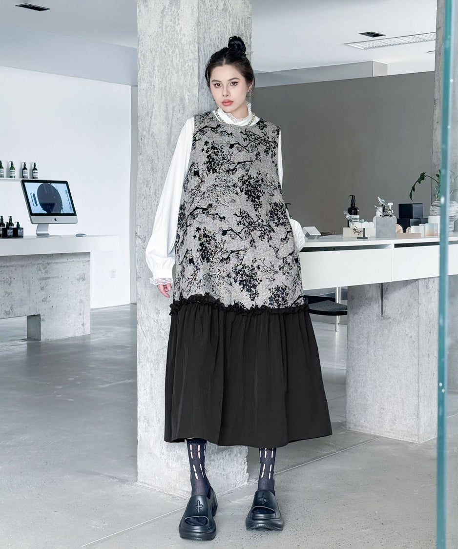Monotone Tree Jacquard Dress