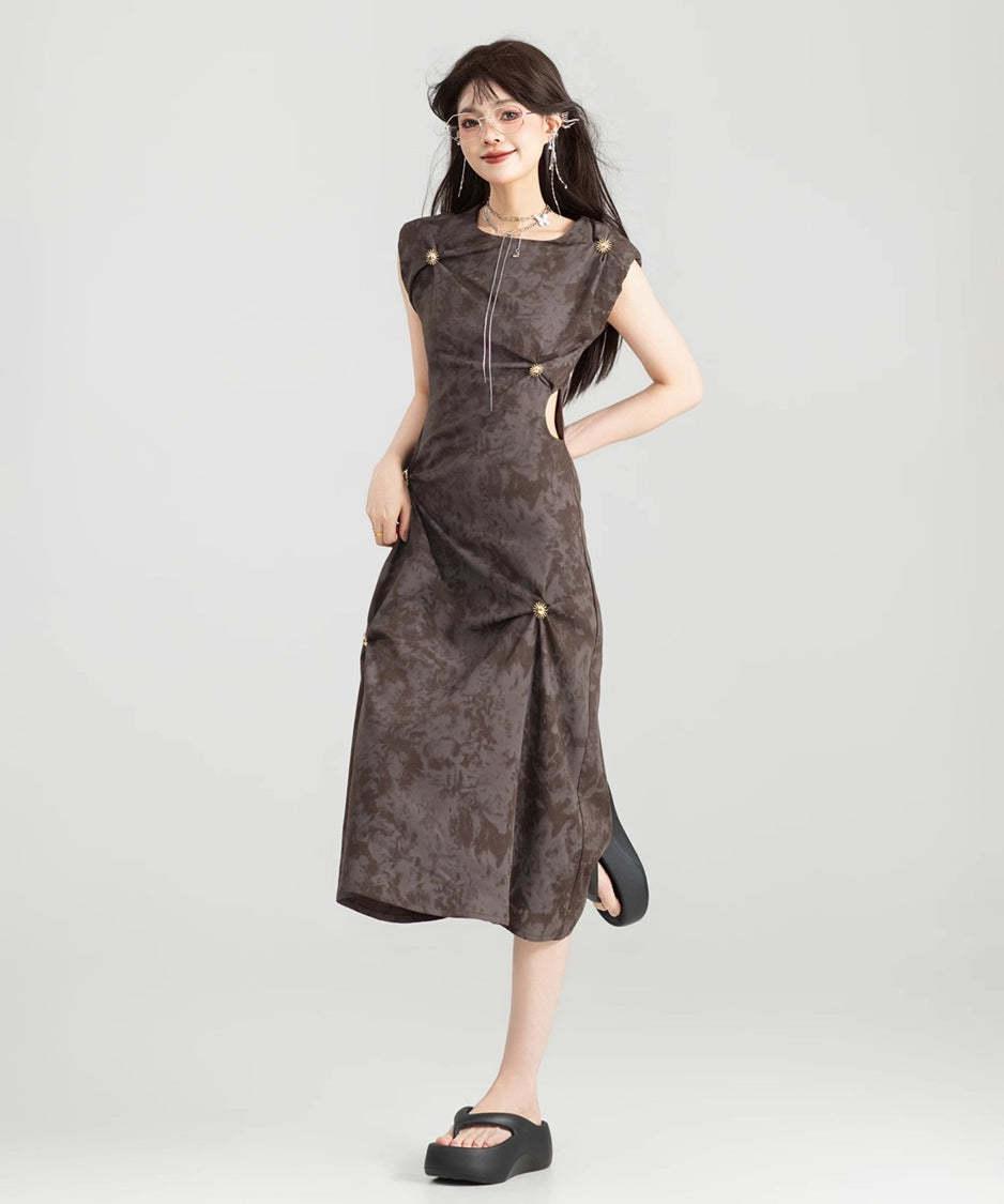 Shadow Pinch Dress