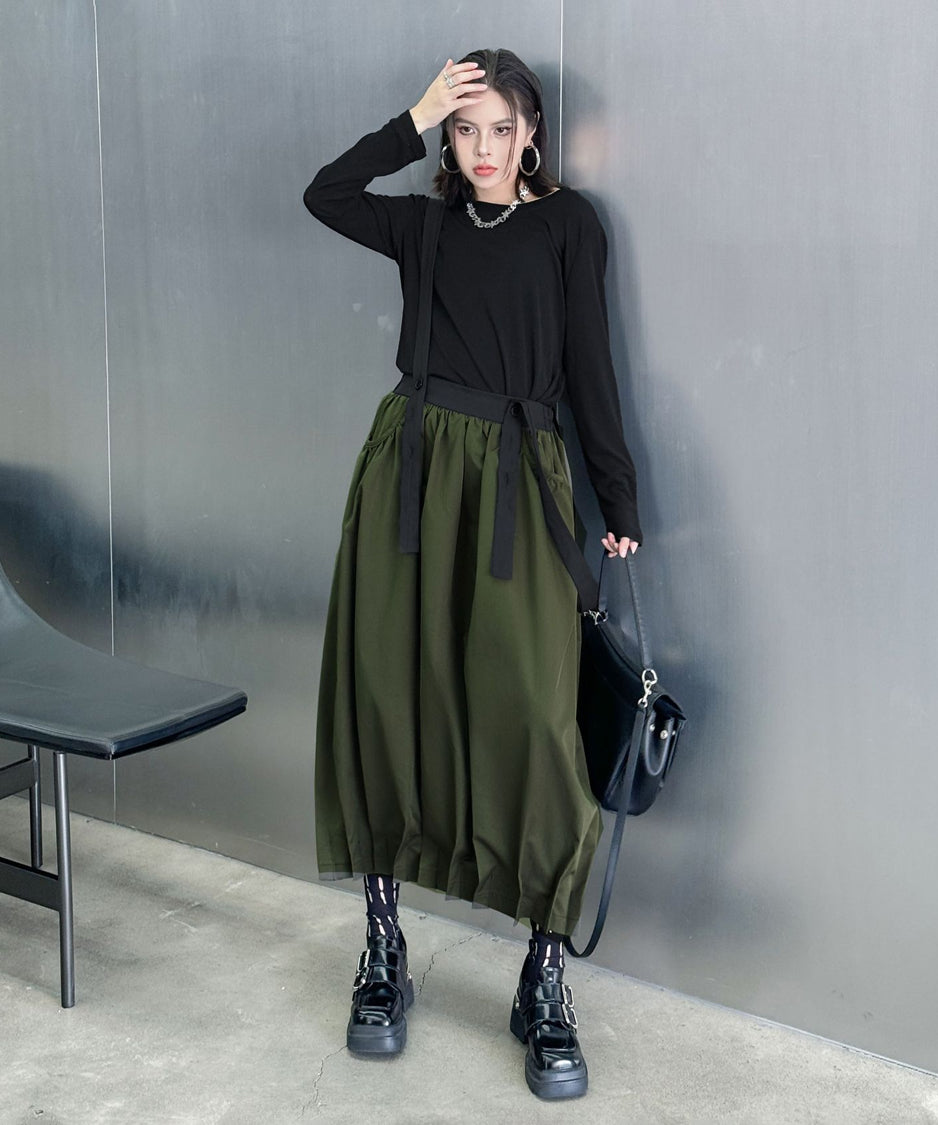 Cord Loose Suspender Skirt