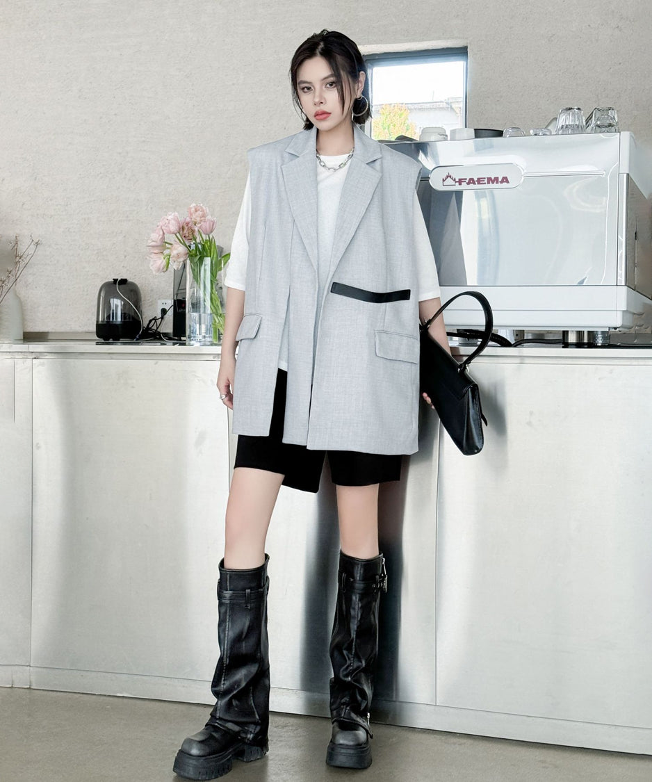 Minimal Structure Vest