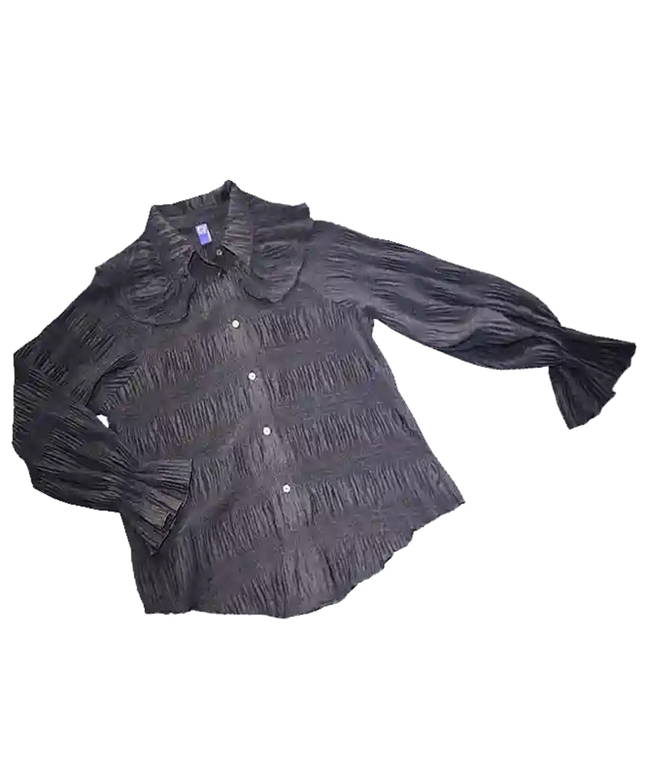 Petal Collar Pleated Blouse