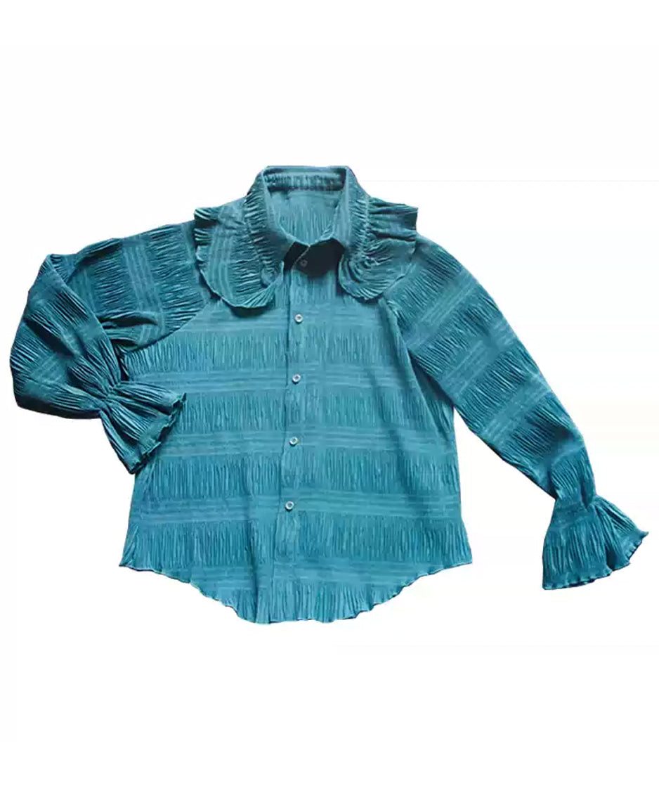 Petal Collar Pleated Blouse