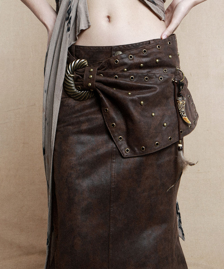 Feather Tassel Rivet Wide Belt