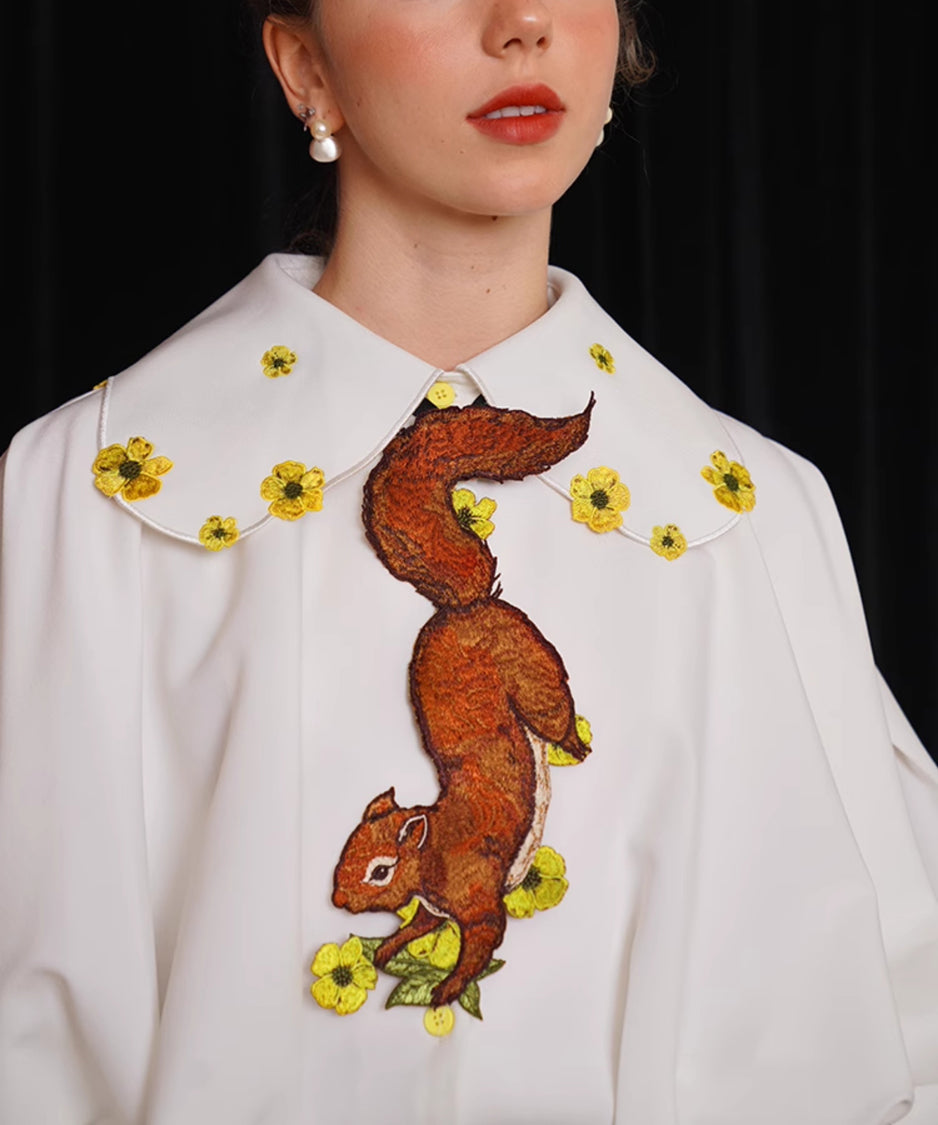 Small Flower Embroidery Collar Blouse