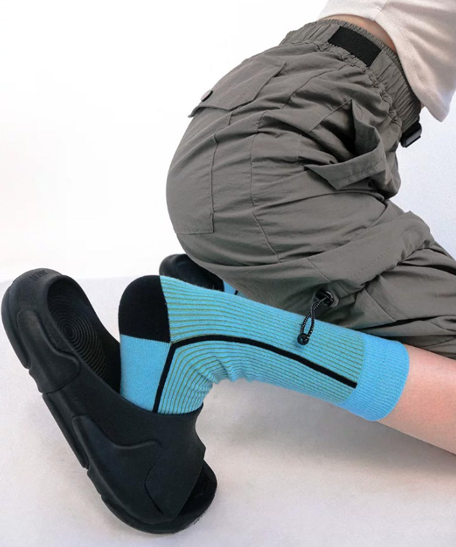 Linear Rib Crew Socks