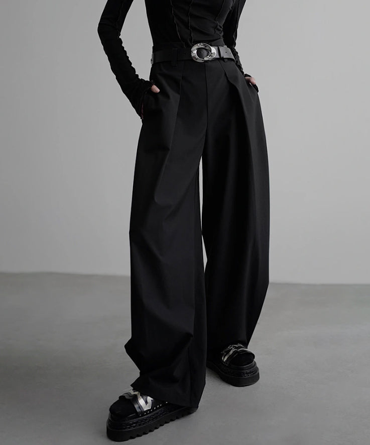Side High Waist Tuck Pants