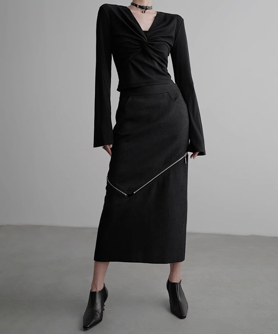 Separate Slit Skirt