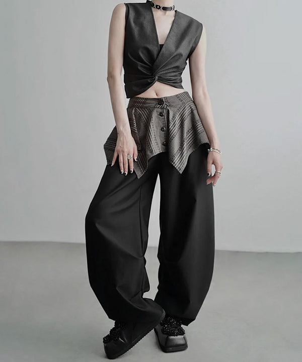 Shadow Flare Tuck Pants