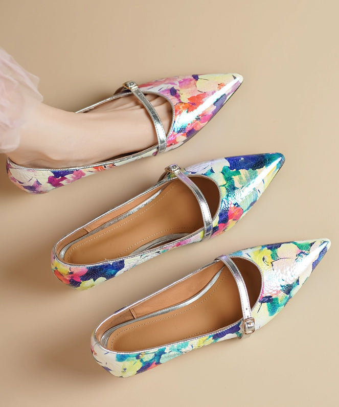 Floral Pointed Buckle Flat