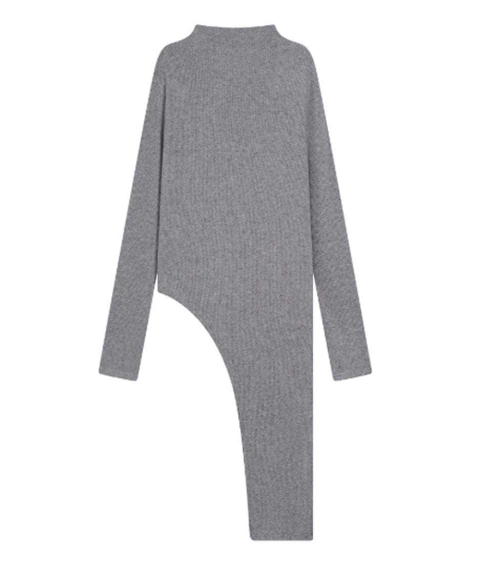 Curve Edge Knit Top