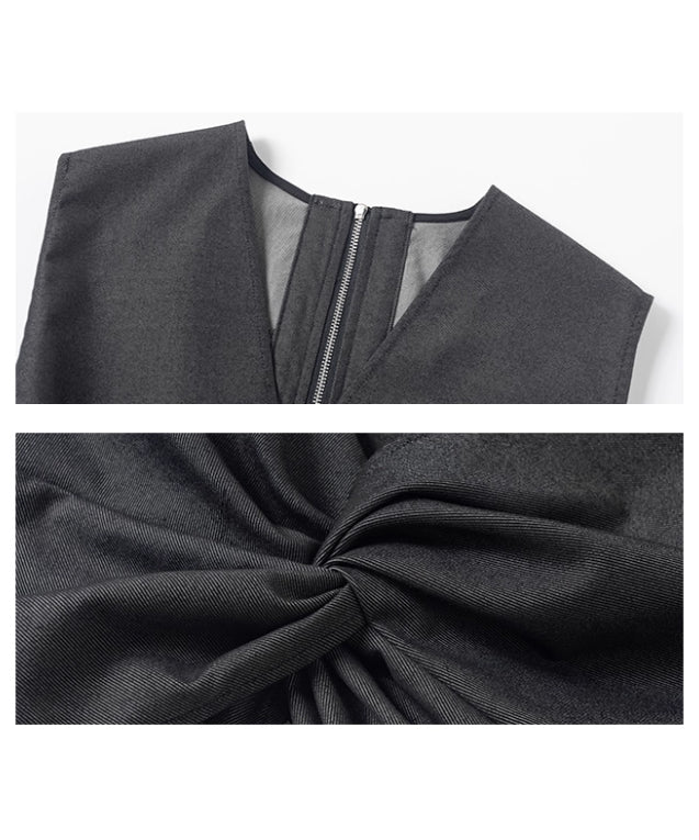 Twist Front No Sleeve Top
