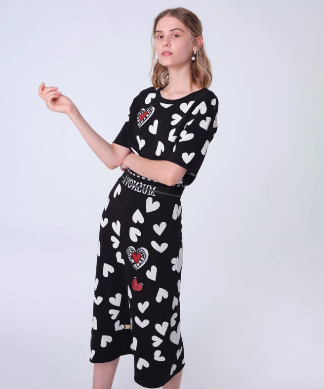 Heart Pattern Knit Skirt