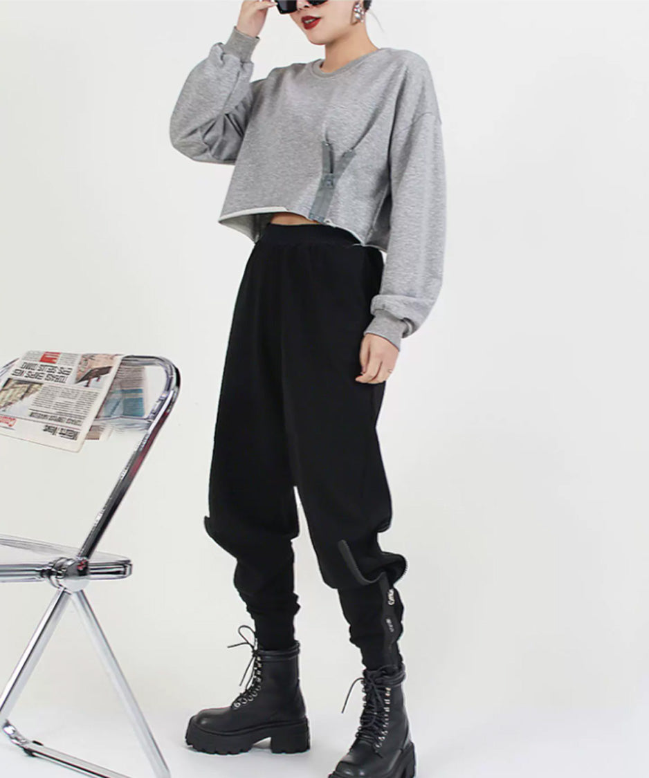 Zip Detail Cropped Sweatshirt