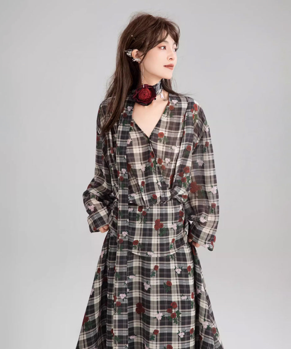 V-neck Flower Check Dress