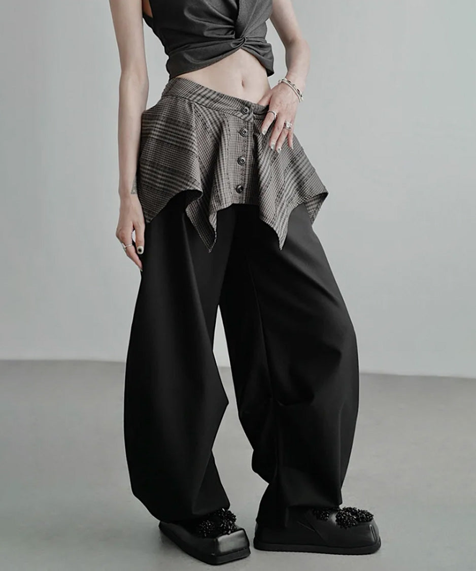 Shadow Flare Tuck Pants