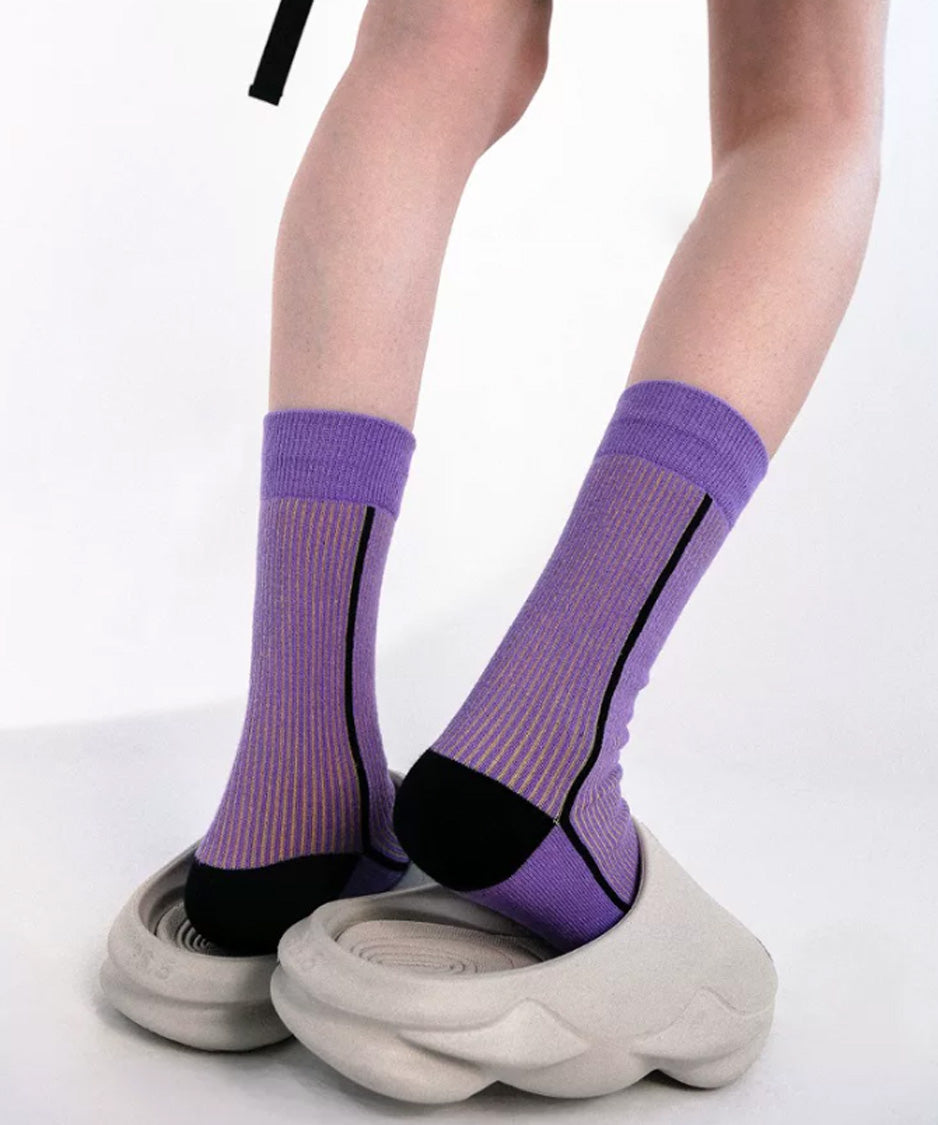 Linear Rib Crew Socks