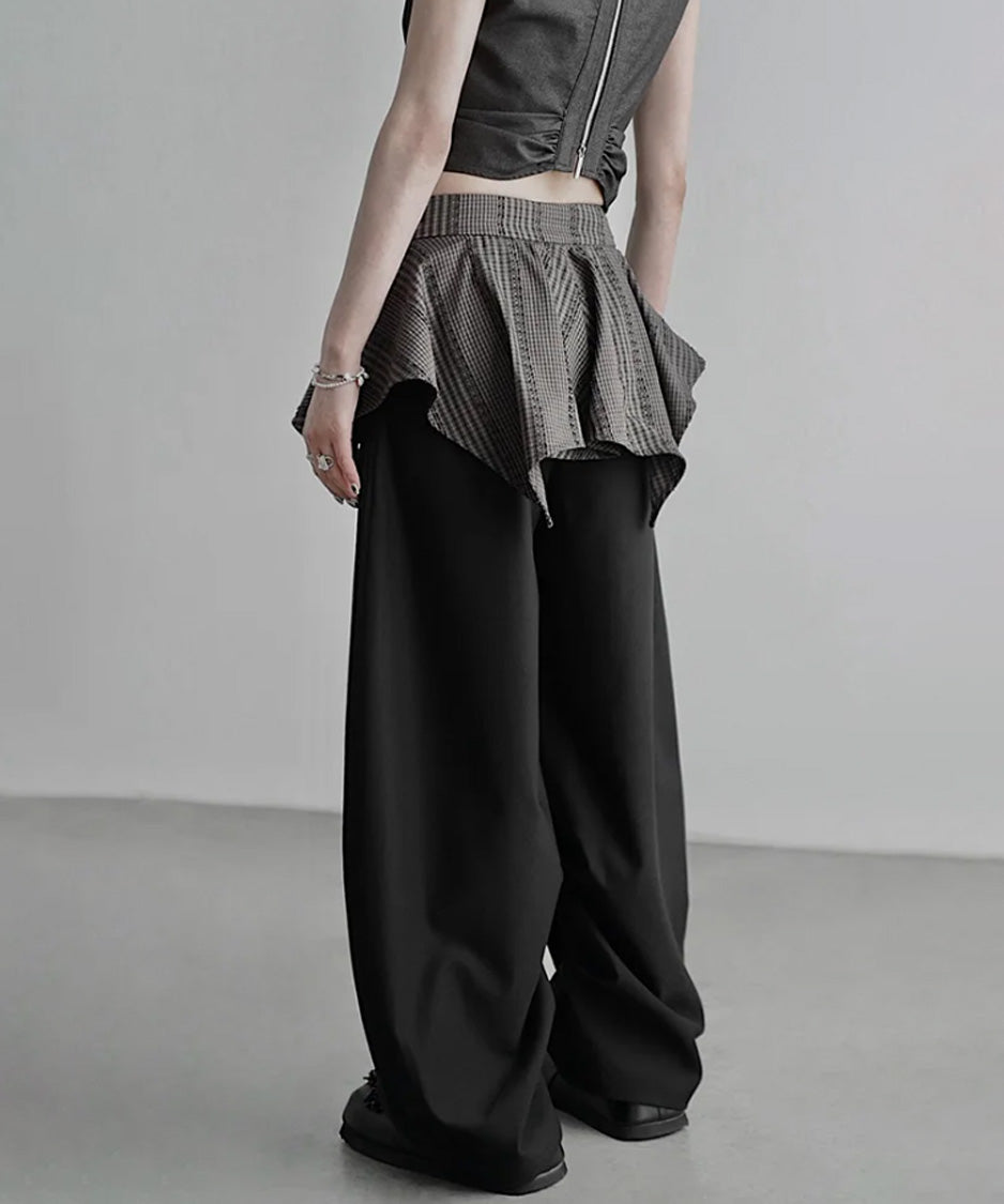 Shadow Flare Tuck Pants