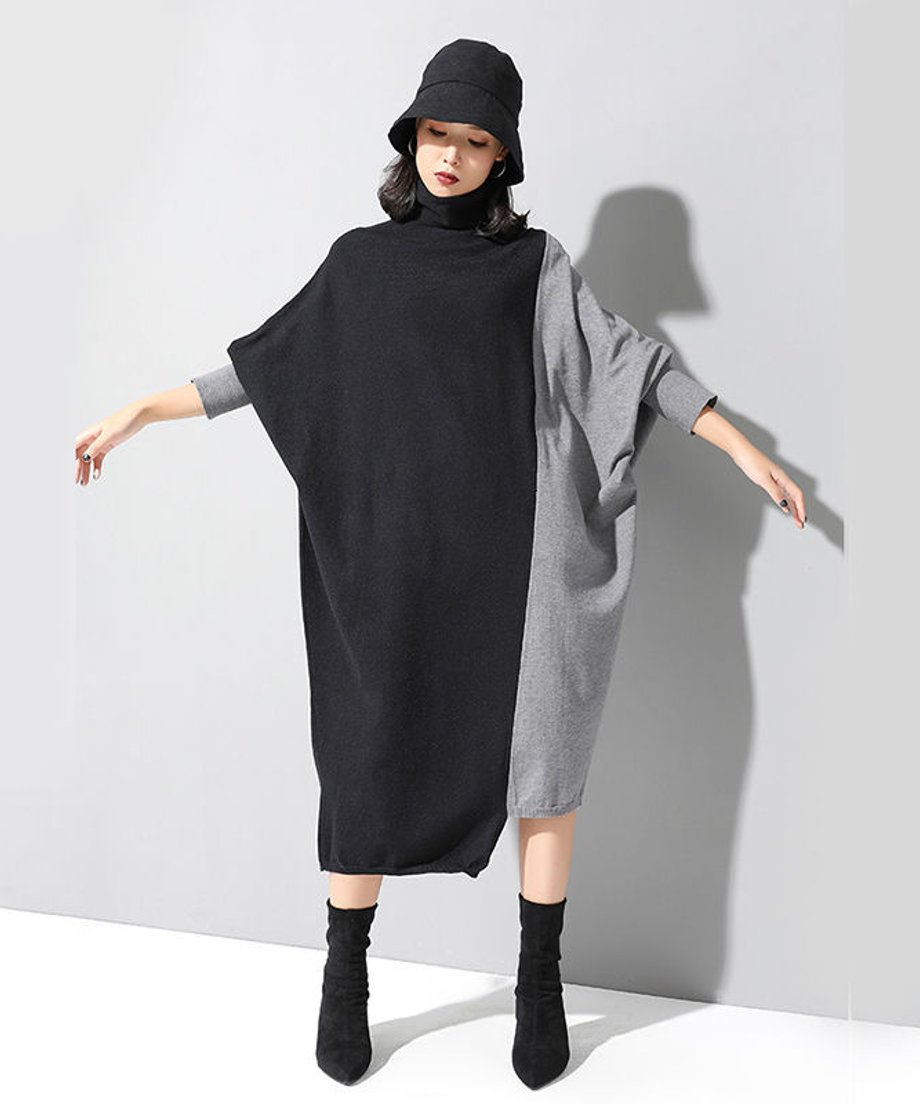 Bicolor Batwing Knit Dress