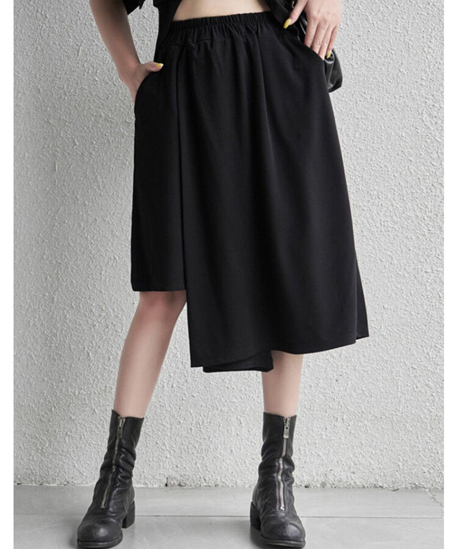 Asymmetric Half Pants