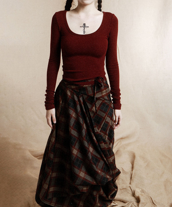 Oval-neck Top