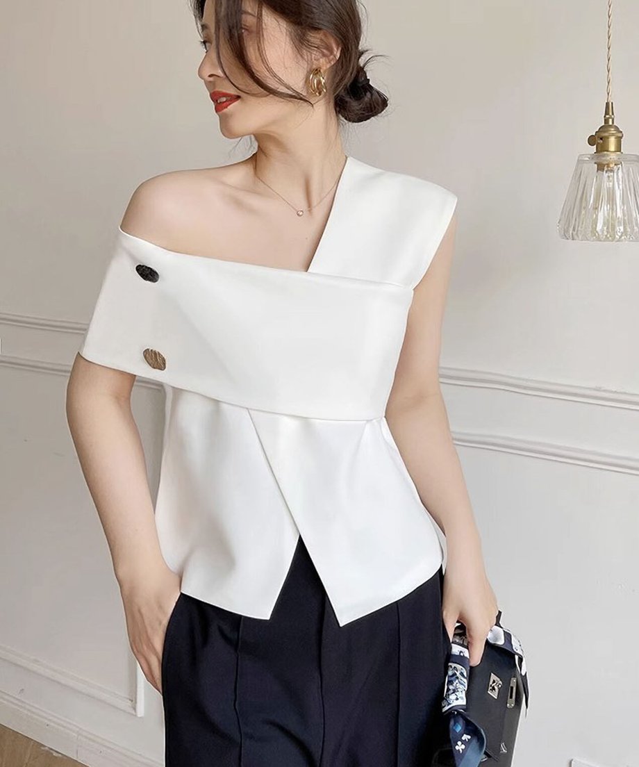 One shoulder top