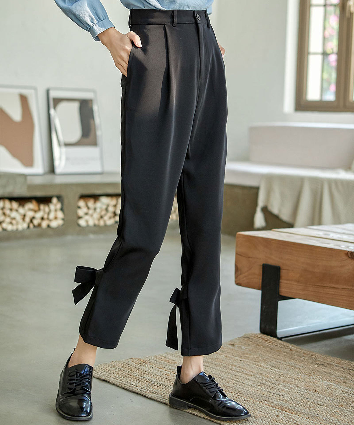 Bowtie Slim Pants