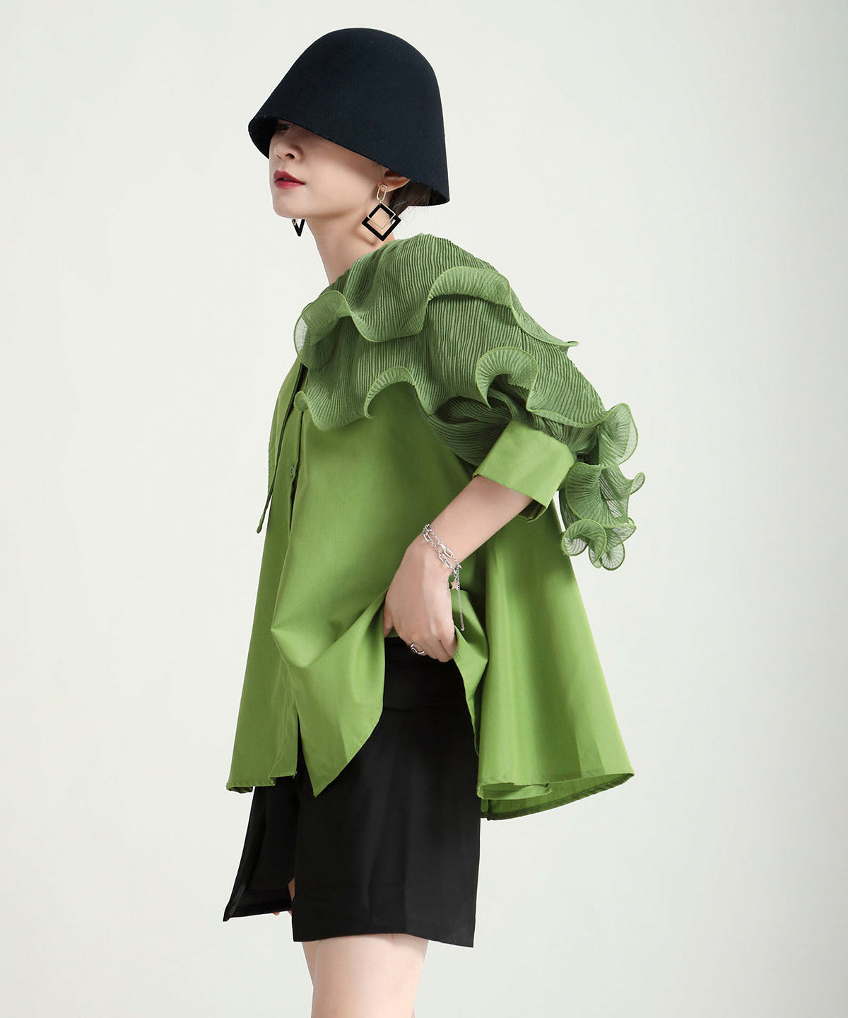 Ruffle Pleated Short Blouse