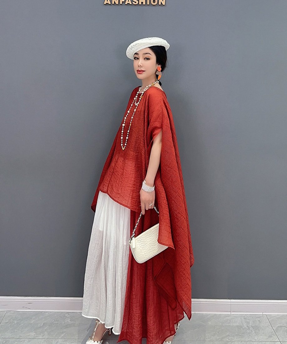 Contrast Flow Skirt