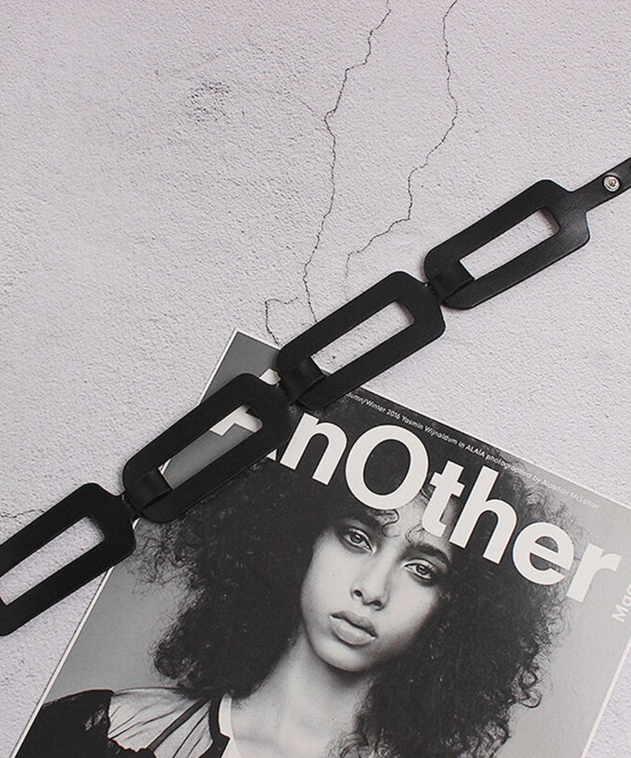 Aerial Rectangle Choker