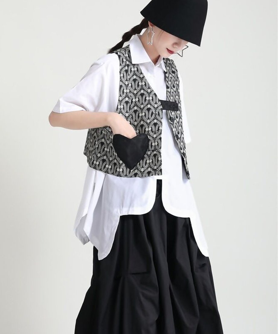 Heart Pocket Jacquard Vest