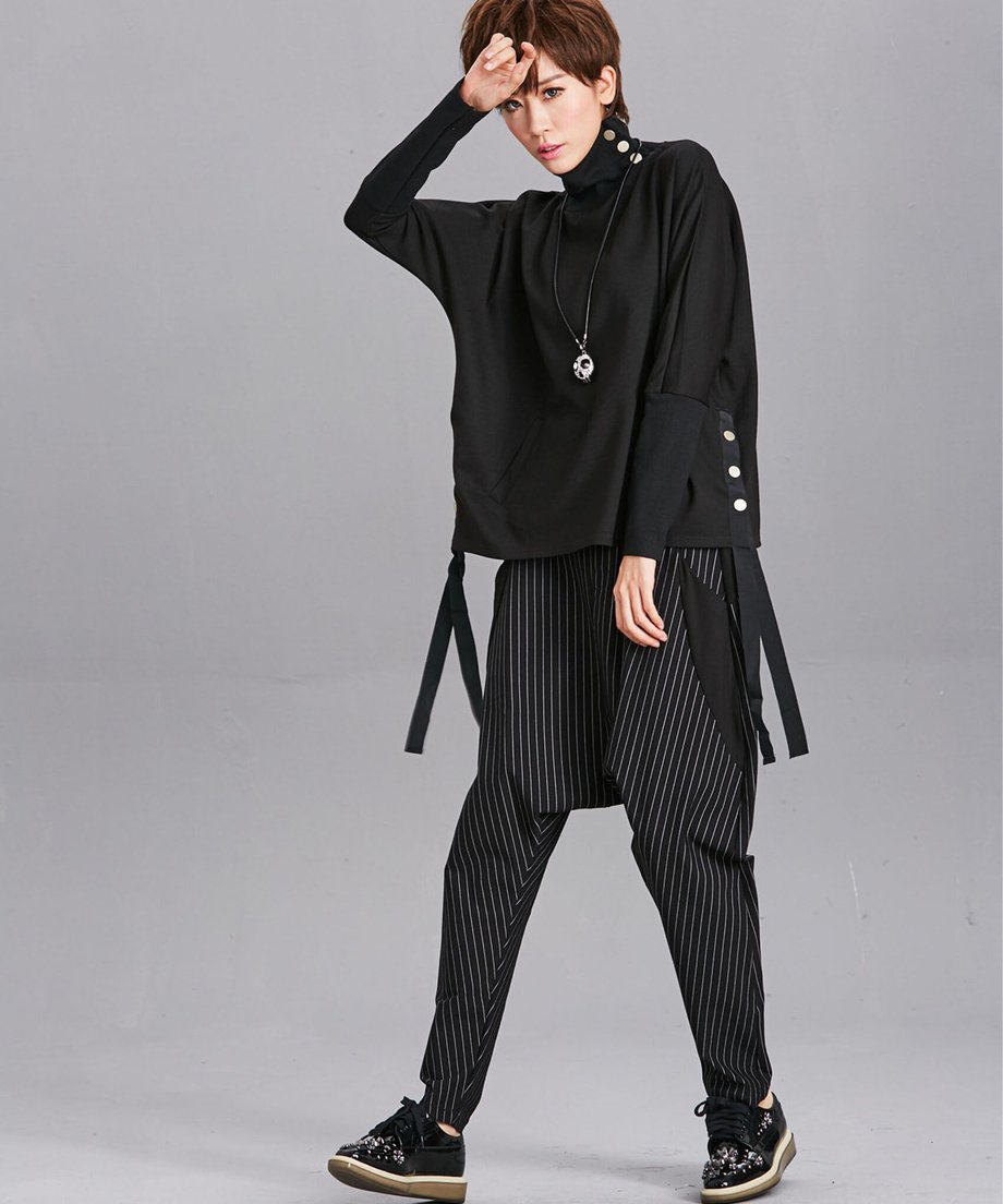 Snap Collar Drawstring Top