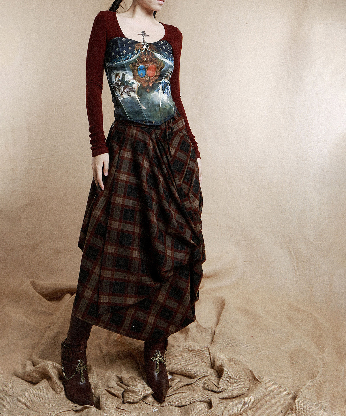 Oval-neck Top