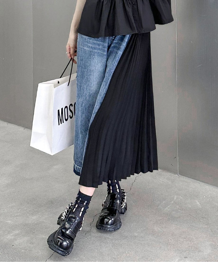 Side Pleat Denim Pants