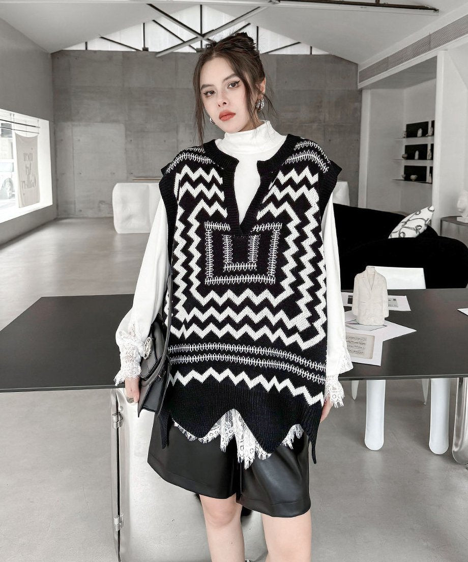 Neck Slit Vest