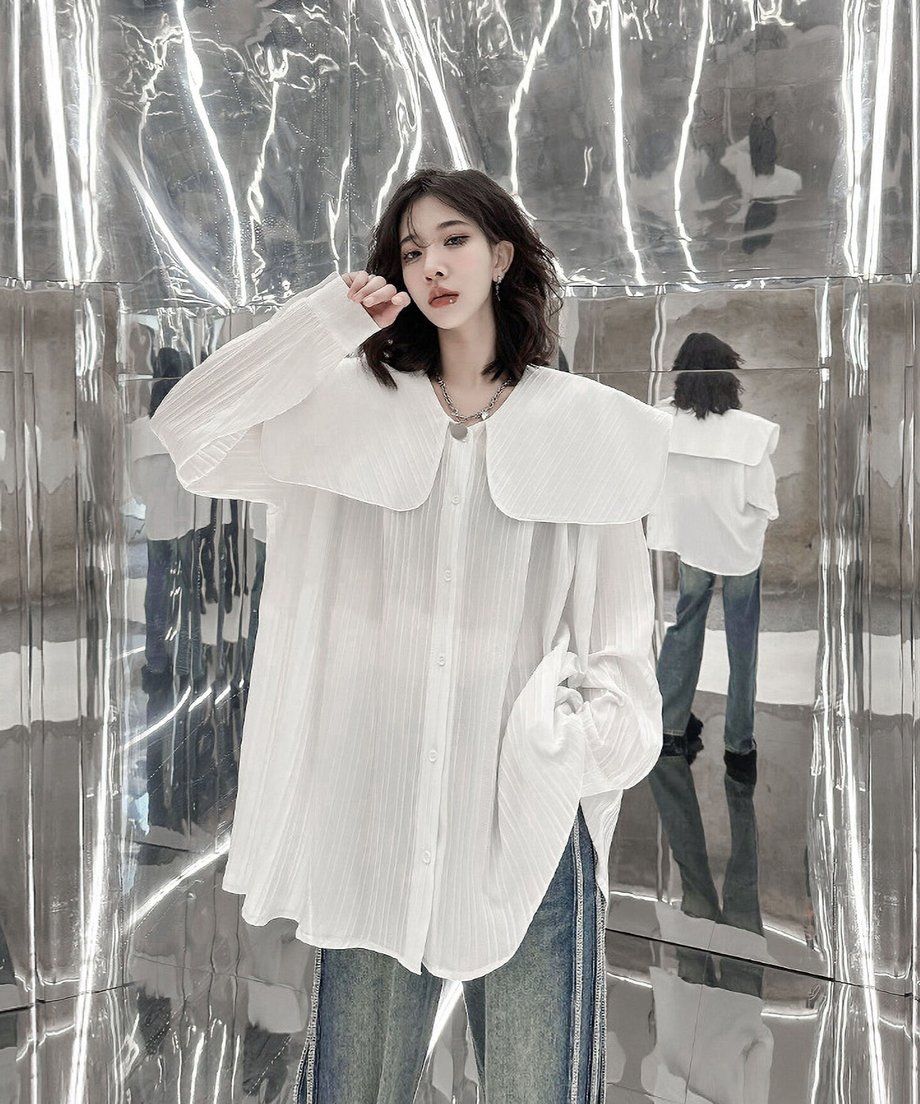 Pleated Sailor Collar Blouse