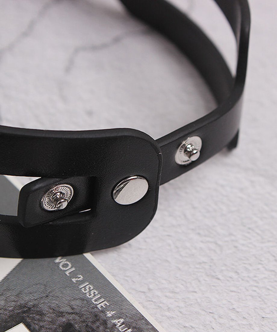 Aerial Rectangle Choker
