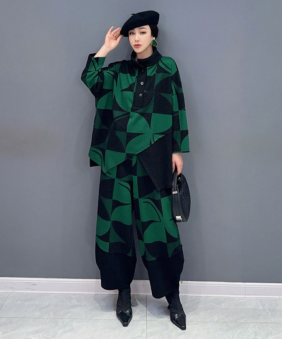 Geometric Pattern Top & Pants Co-ord