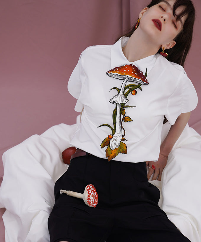 Mushroom Berry Tie
