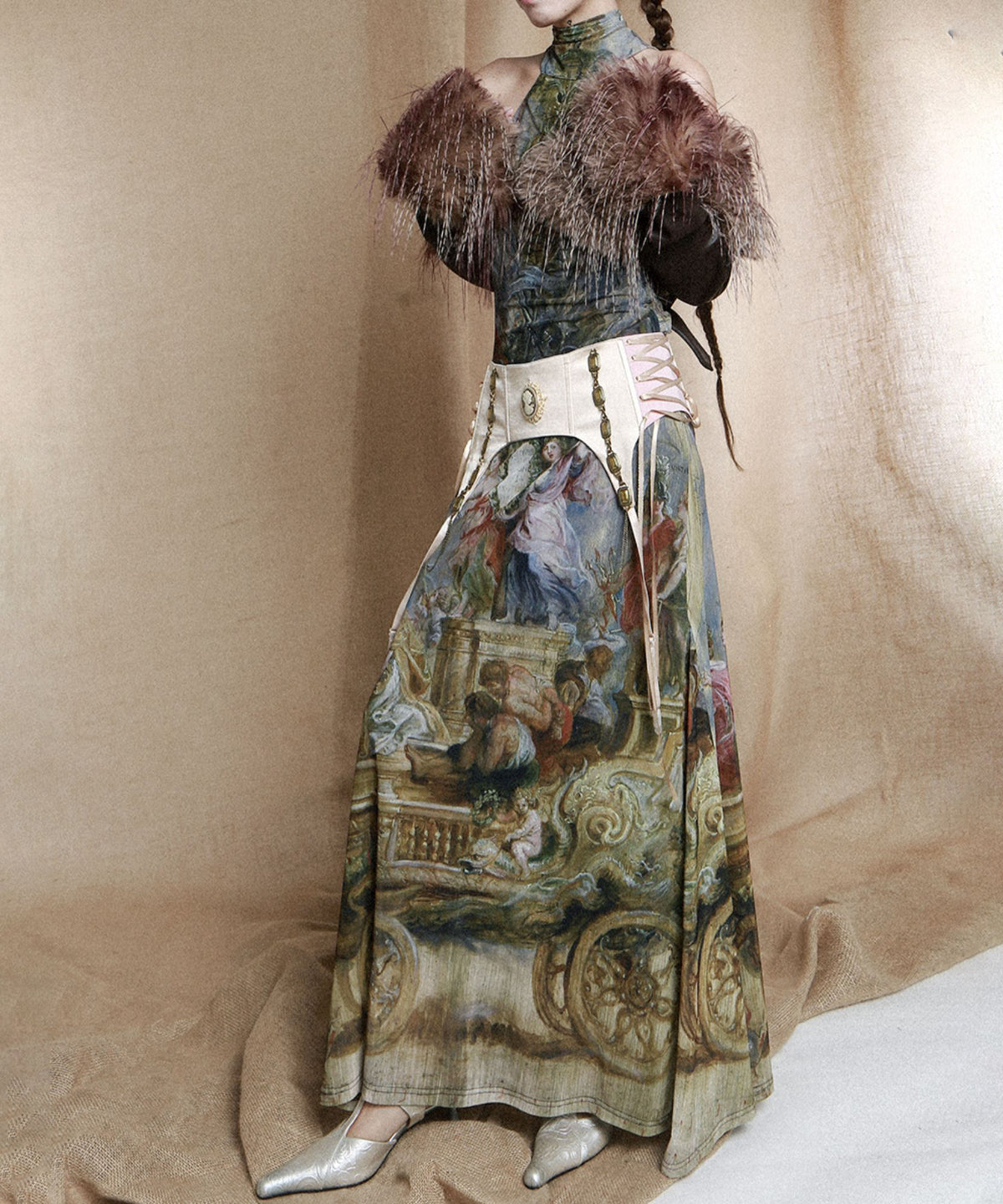 Art Full Open-back Dress