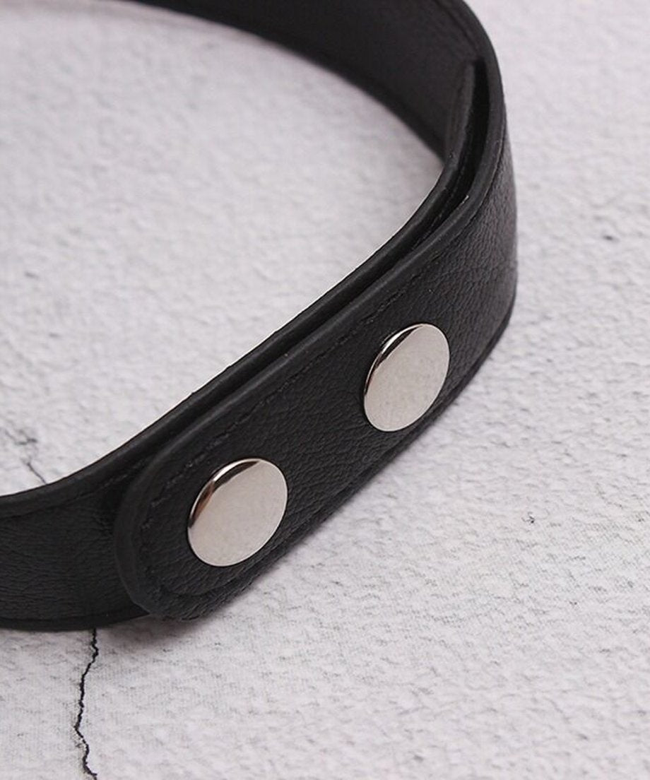 Metal Buckle Tie