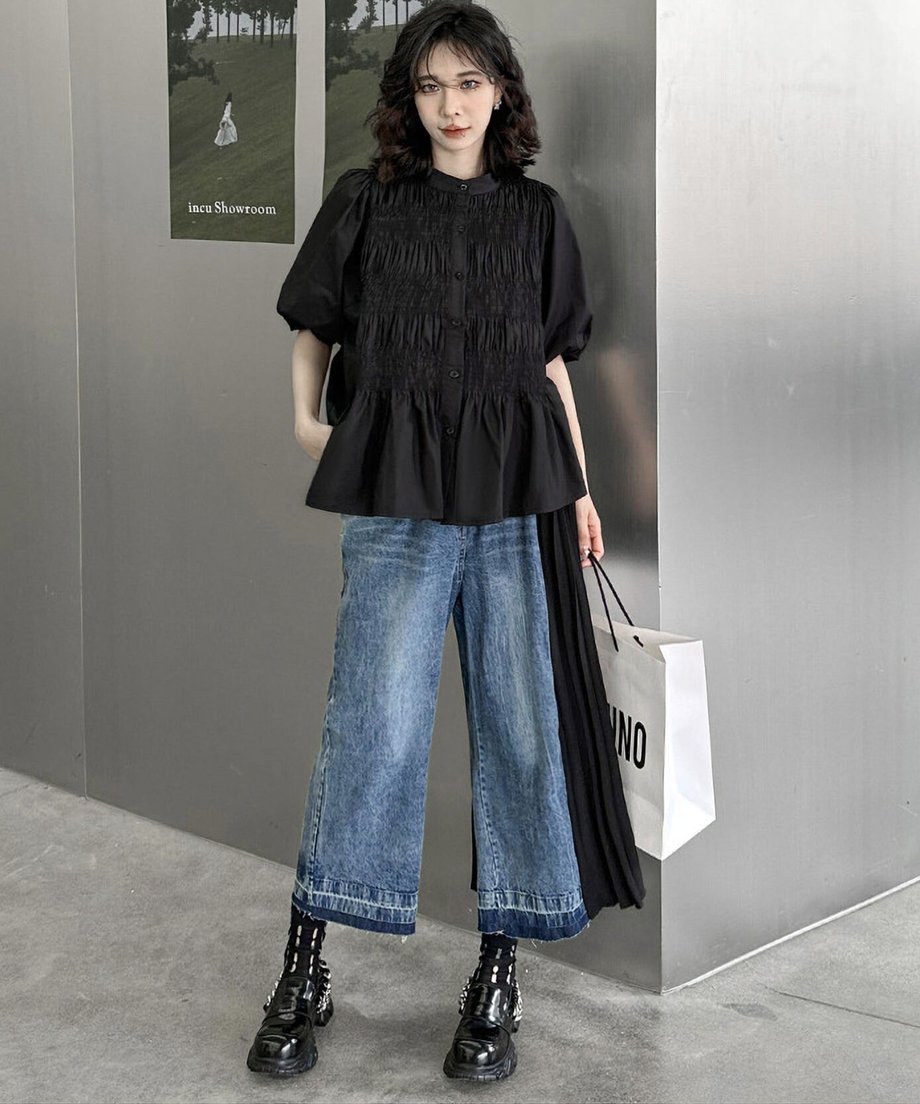 Side Pleat Denim Pants